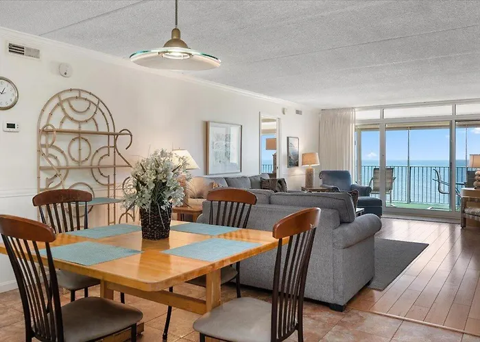 English Towers-Peaceful Ocean Views From This 3 Bedroom Condo With An Indoor Pool! Holiday home *