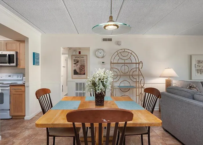 English Towers-Peaceful Ocean Views From This 3 Bedroom Condo With An Indoor Pool!