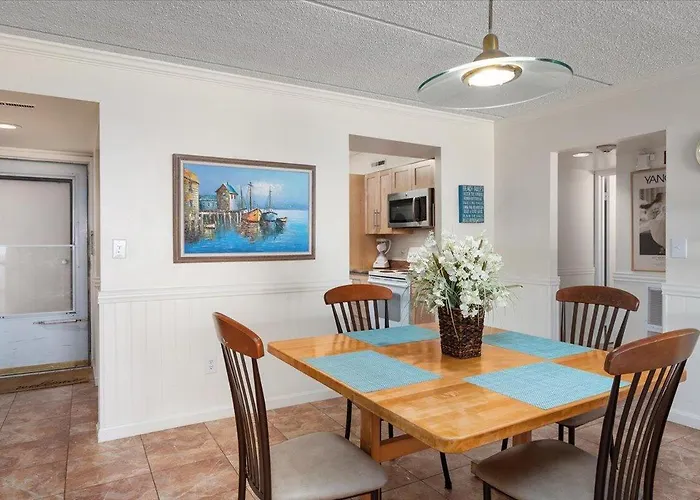 English Towers-Peaceful Ocean Views From This 3 Bedroom Condo With An Indoor Pool! Holiday home Ocean City