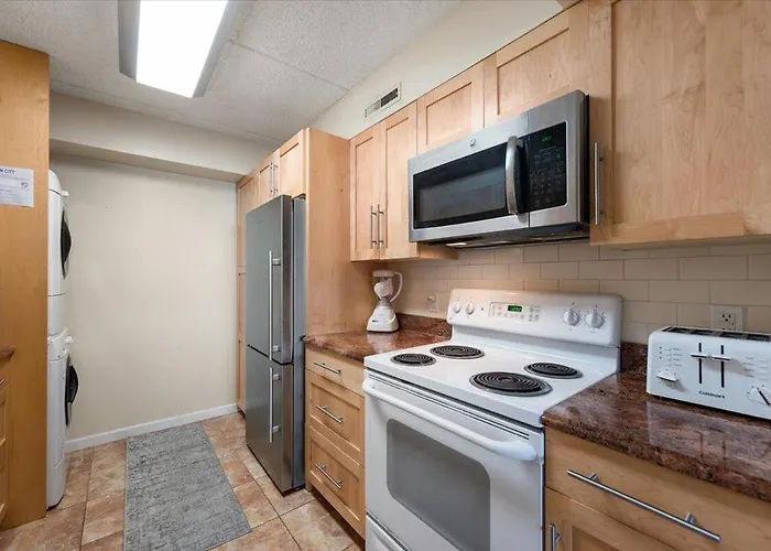 Towers-peaceful Ocean Views From 3 Bedroom With An Indoor Pool!