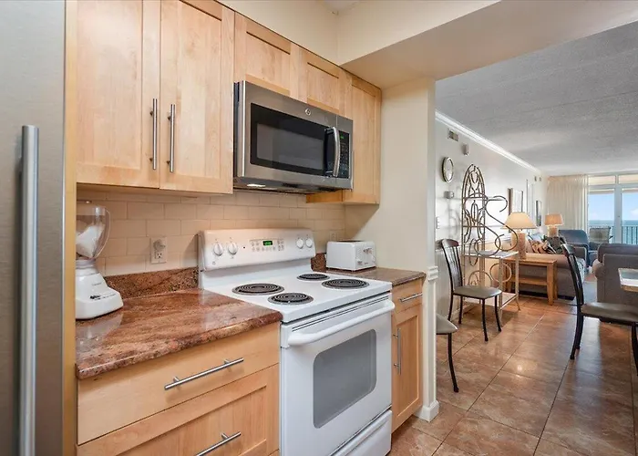 Hébergement de vacances Towers-peaceful Ocean Views From 3 Bedroom With An Indoor Pool!