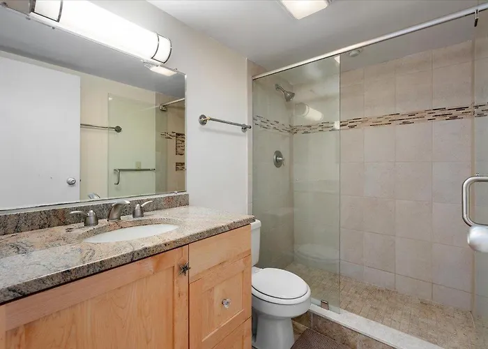 English Towers-Peaceful Ocean Views From This 3 Bedroom Condo With An Indoor Pool! Holiday home *