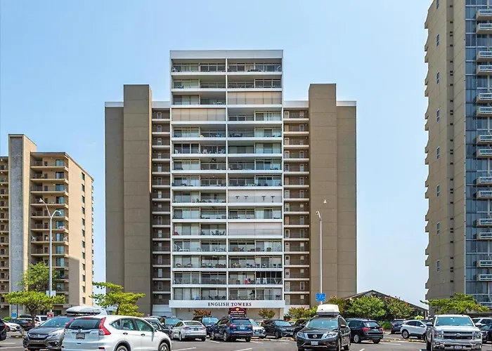 English Towers-Peaceful Ocean Views From This 3 Bedroom Condo With An Indoor Pool! *